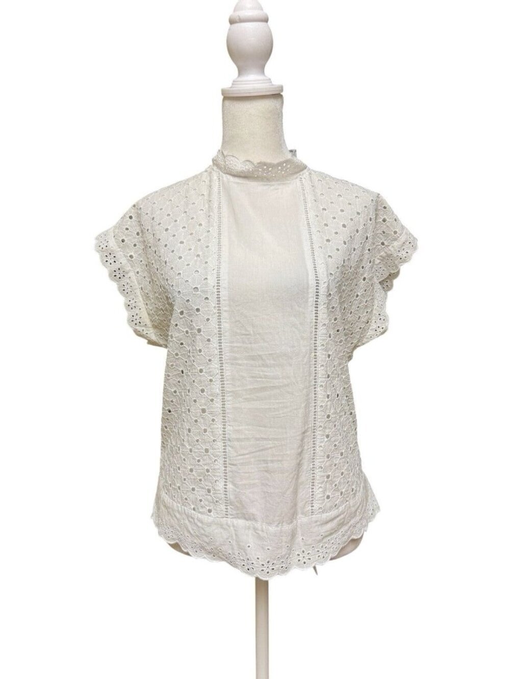 Zara White Eyelet Lace Blouse Scalloped Hem Short Sleeve Size S